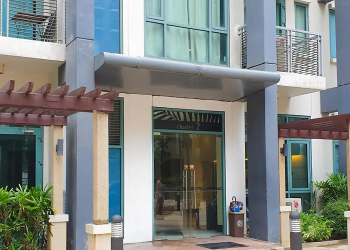 Aparthotel Layover Condotels At Two Palm Tree 3*